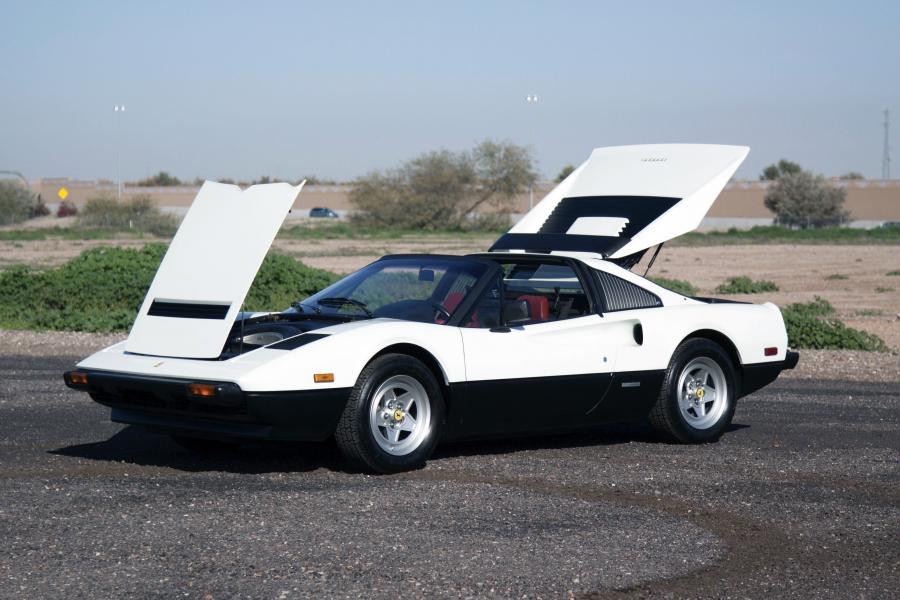  Ferrari 308 GTS Quattrovalvole 1982 года  (US) (фото 4 из 25)